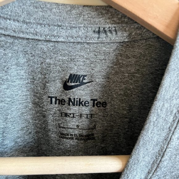 NIKE DRI-FIT THE NIKE TEE SHIRT TOP LONG SLEEVE MENS SIZE L GRAY "28" CREWNECK - Picture 2 of 5